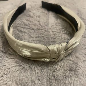 💖Sparkle Me in Silver Satin💖